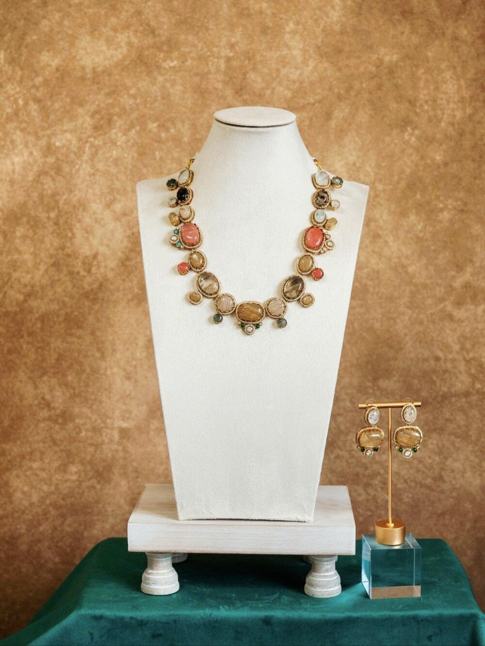 Ornate Vintage Inspired Sabyasachi Style Necklace.